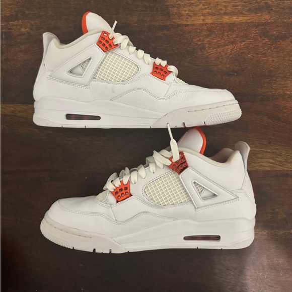 Jordan Other - Jordan White Shoe Box with Black Label